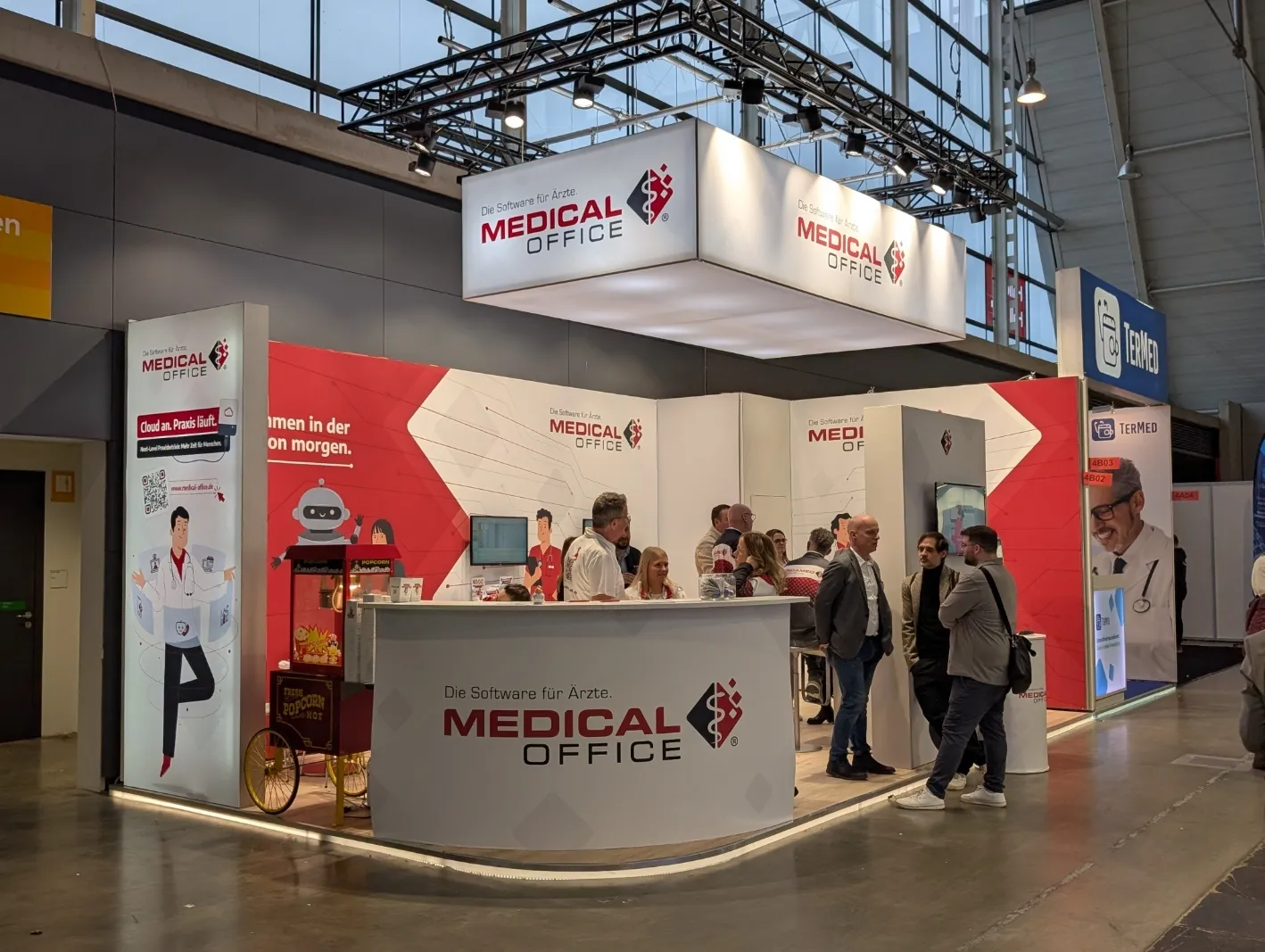 Effizienz am Telefon: Wie mediform und INDAMED die Erreichbarkeit in Arztpraxen revolutionieren